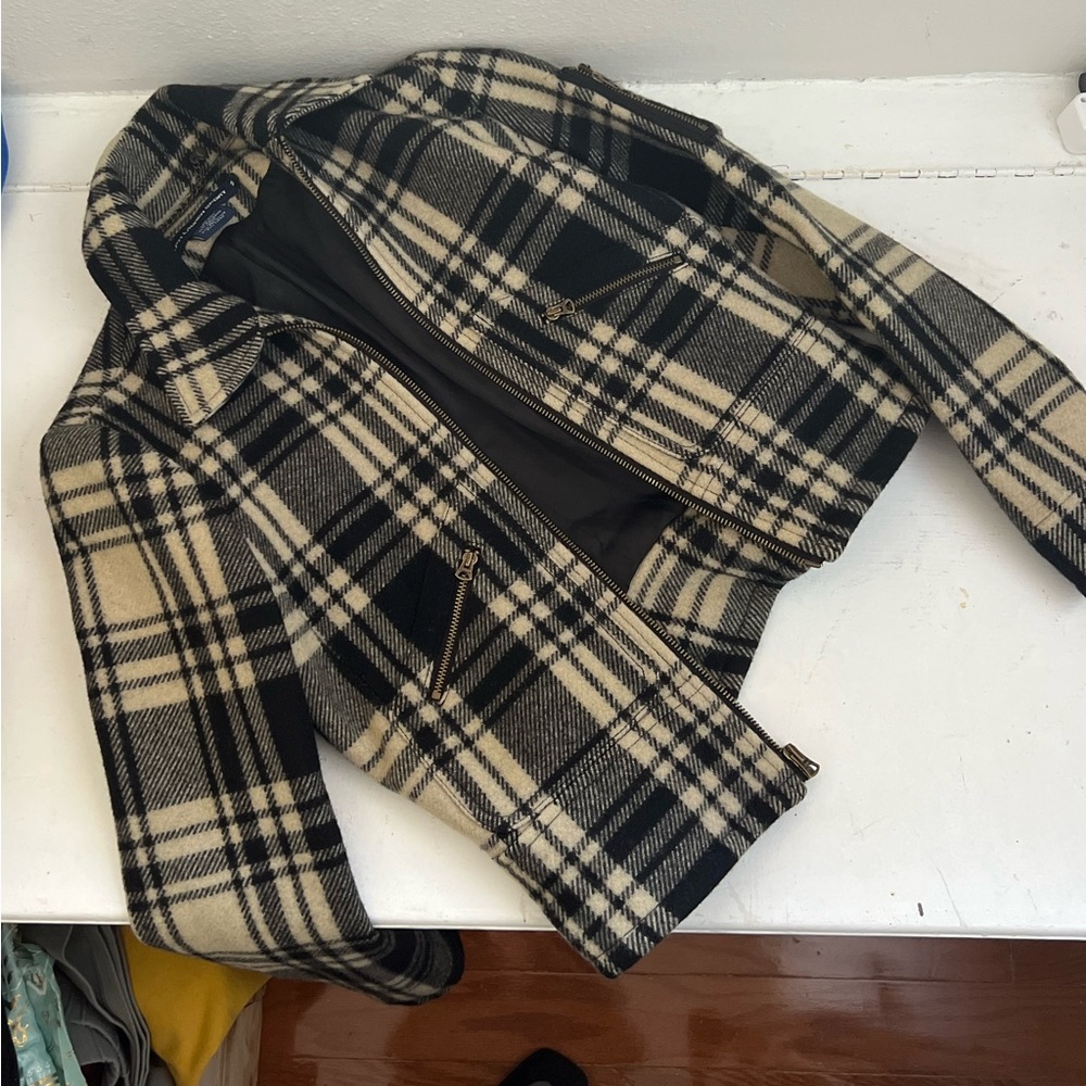 Ralph Lauren Sport Plaid Jacket in size small. Great condition.